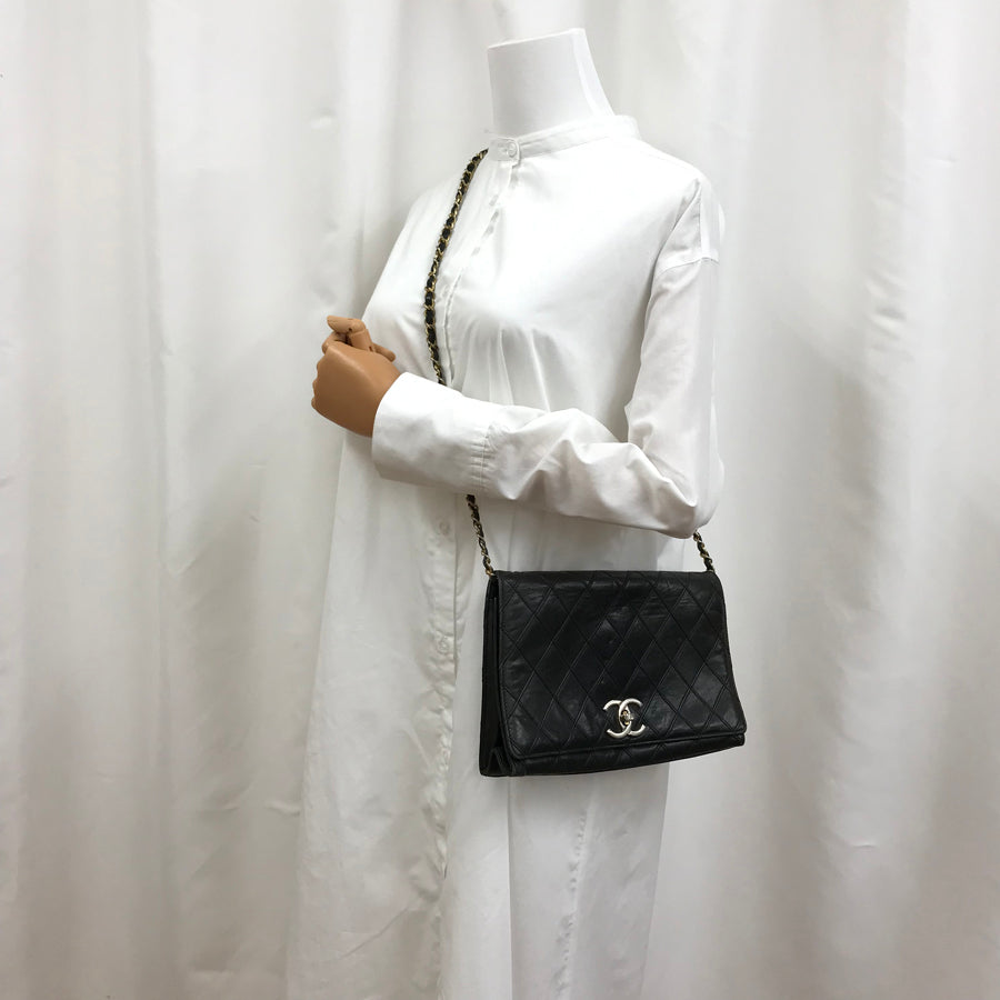 CHANEL Bicolore Shoulder bag