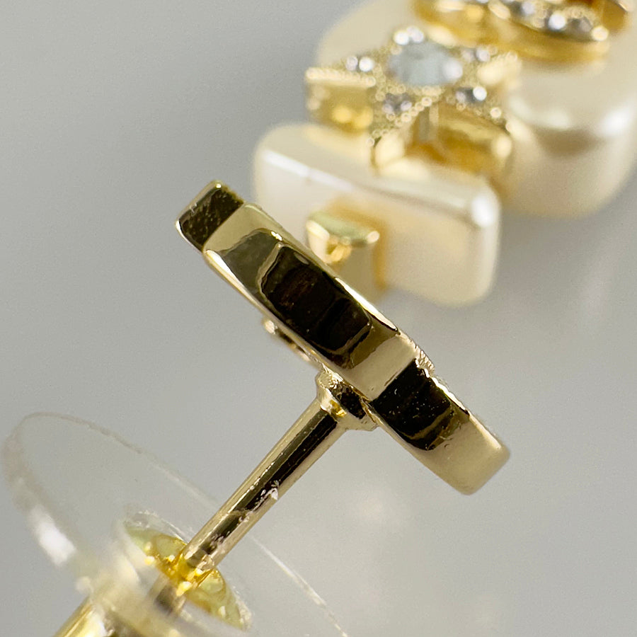 CHANEL Earring