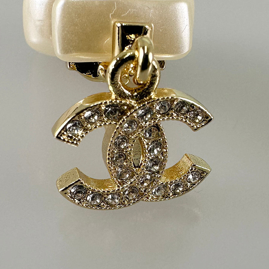 CHANEL Earring