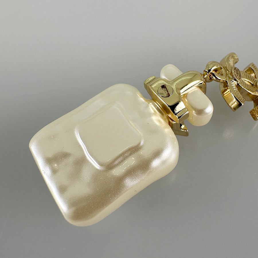 CHANEL Earring