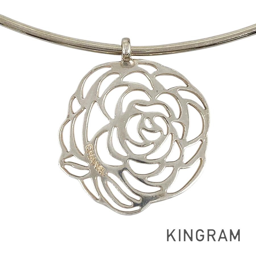 CHANEL Camellia Choker