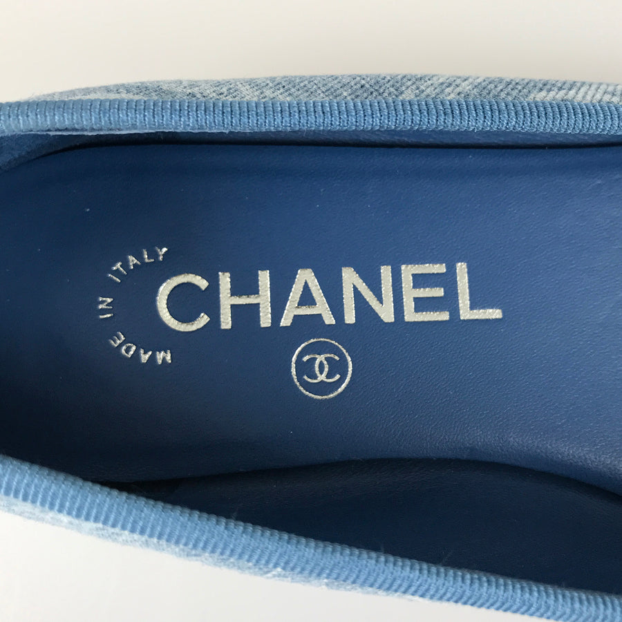 CHANEL Women's Pumps