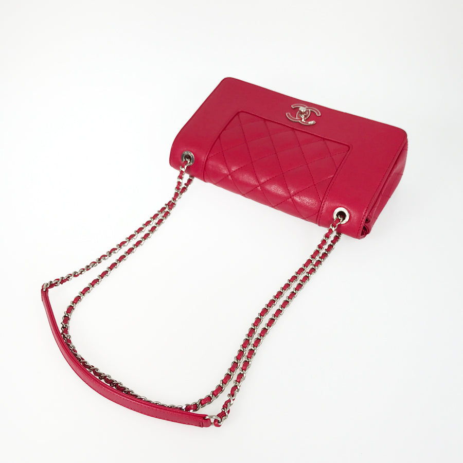 CHANEL Mademoiselle Shoulder bag