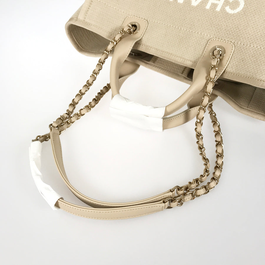 CHANEL Deauville MM Shoulder bag
