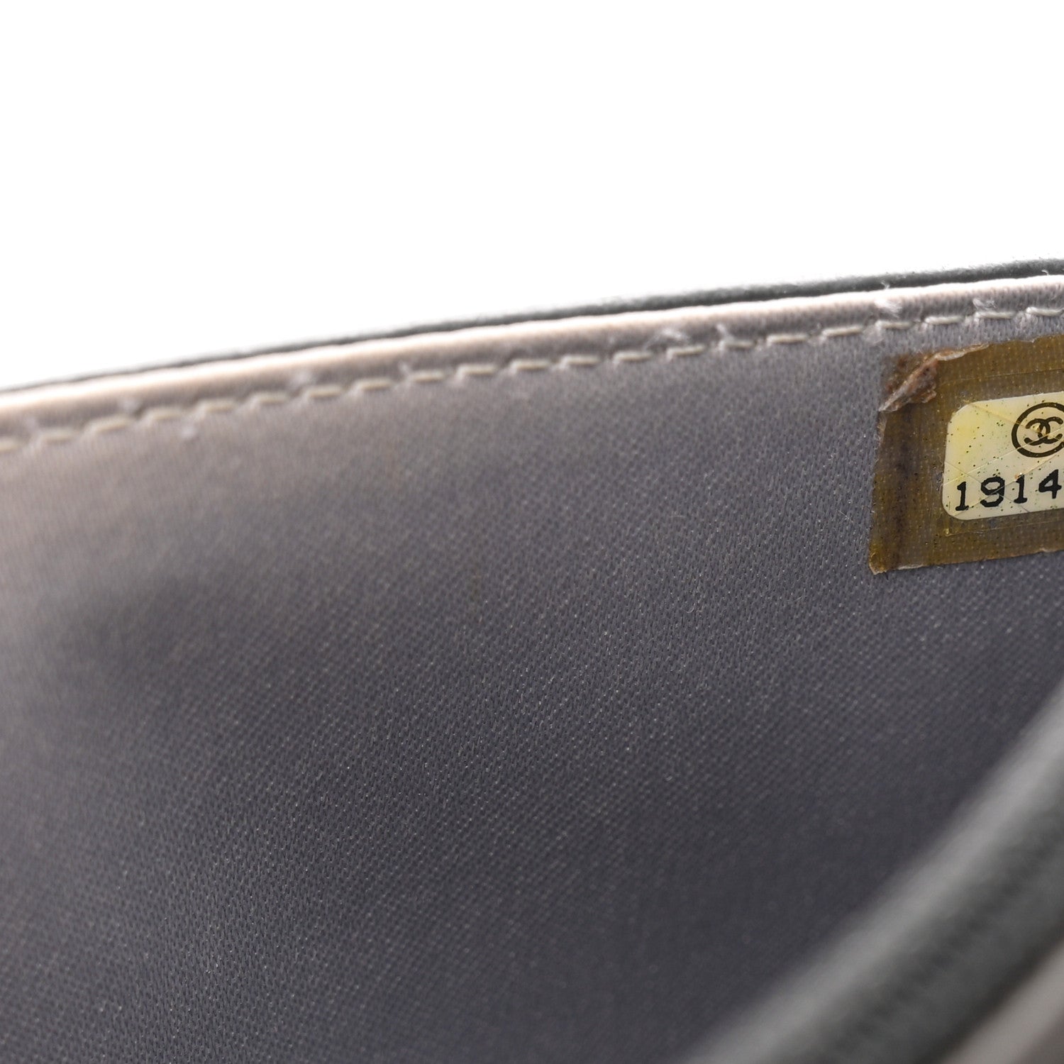 Lambskin Camellia Embossed Wallet On Chain WOC Black