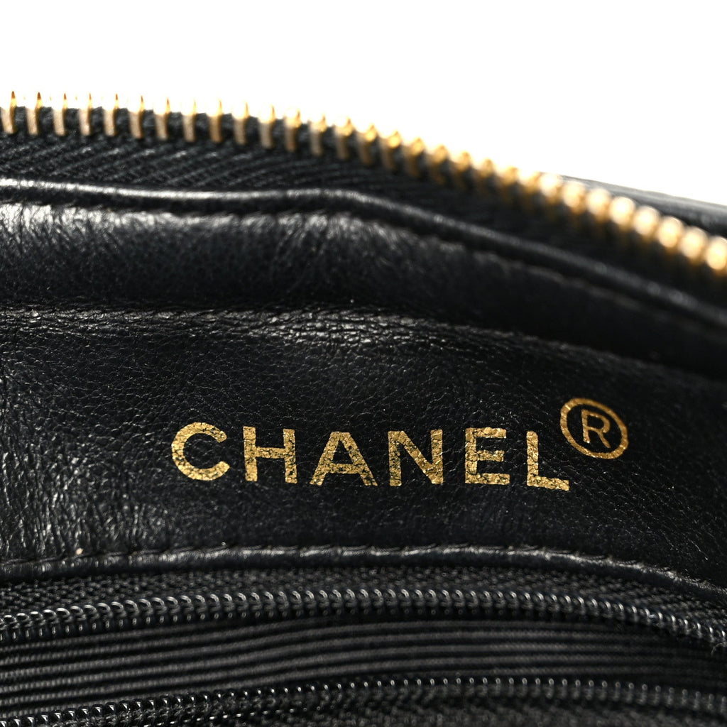 Caviar Quilted Shoulder Bag Black