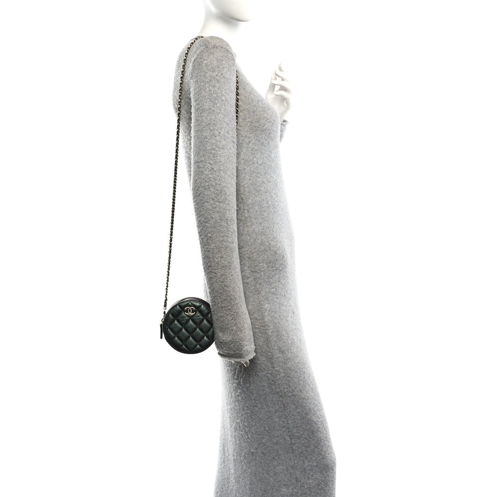 Iridescent Caviar Quilted Round Clutch With Chain Black