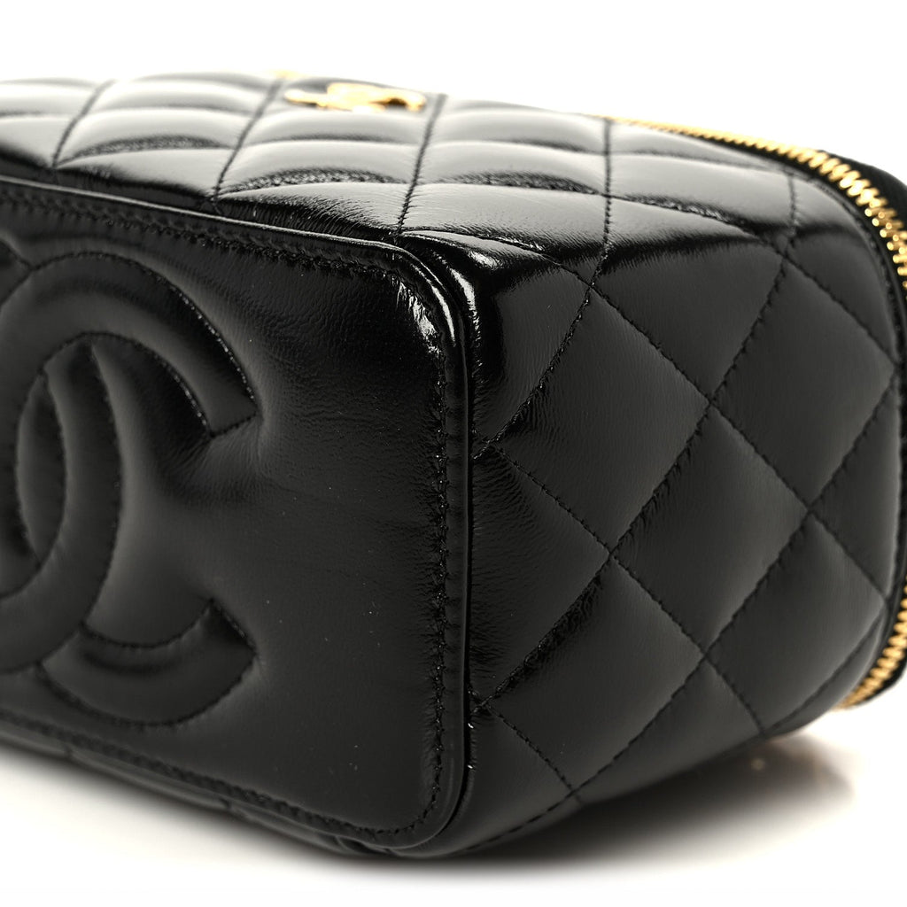 Shiny Lambskin Quilted Small Plexiglass Top Handle Vanity Case With Chain Black Tortoise