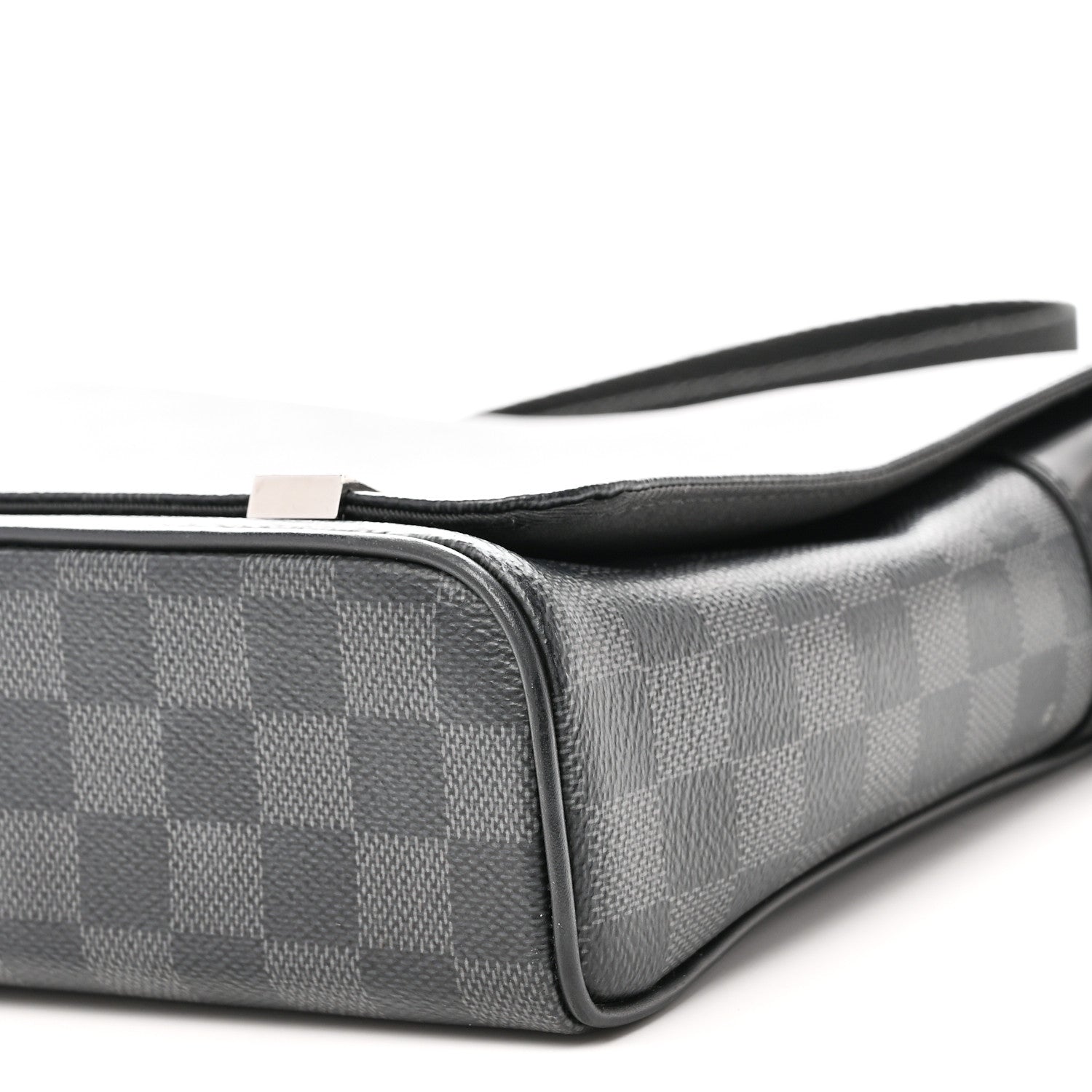 Damier Graphite District PM