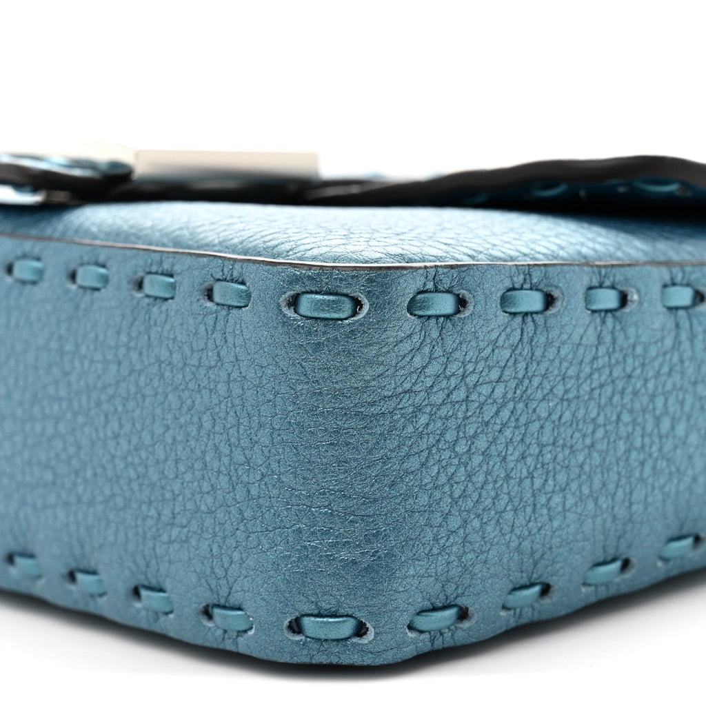 Metallic Cuoio Roma Sellerissima Nappa Sintetica Tape Stitch Mini Baguette Placca Argento