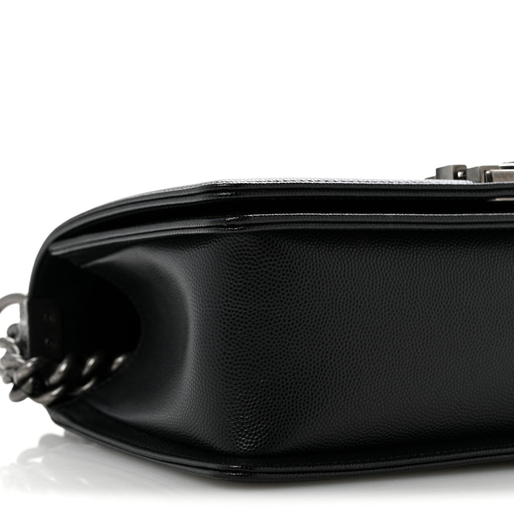 Caviar Quilted Medium Boy Flap Black