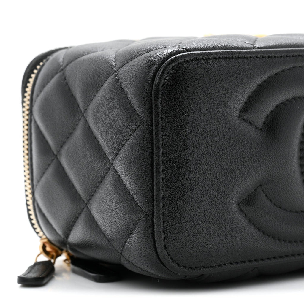 Lambskin Quilted Small Heart Vanity Case With Chain Black
