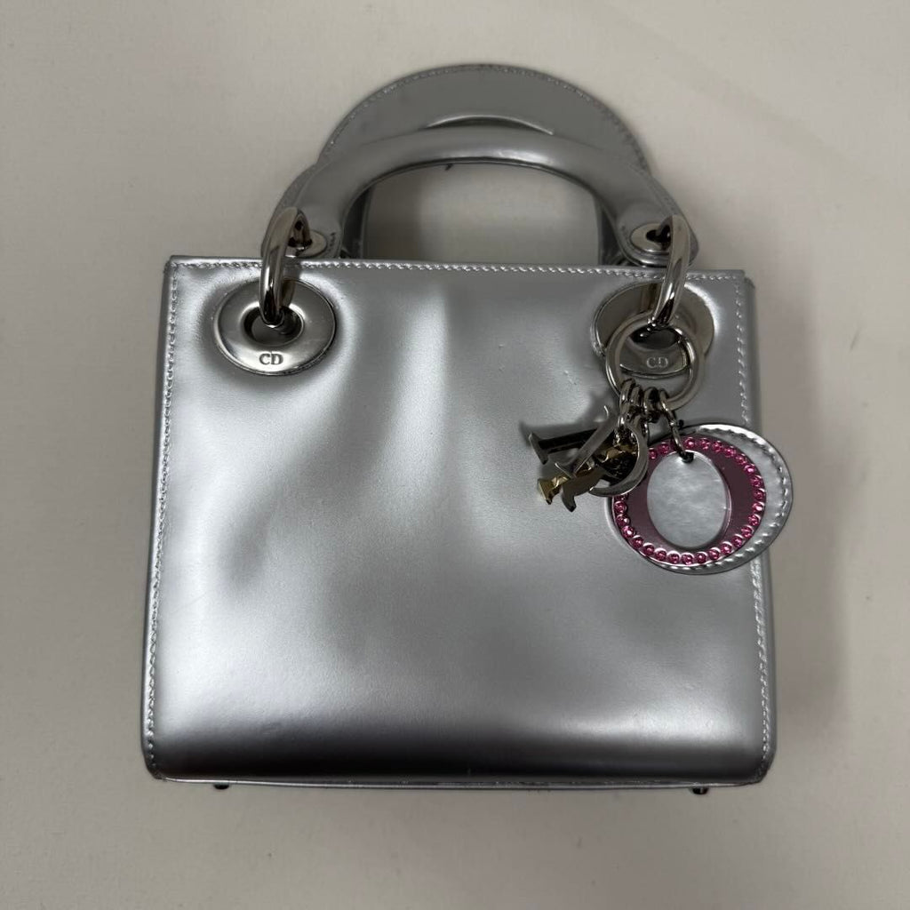 Dior Mini Metálico Plateado Patente Lady Dior Plata Cuero Charol B21-77