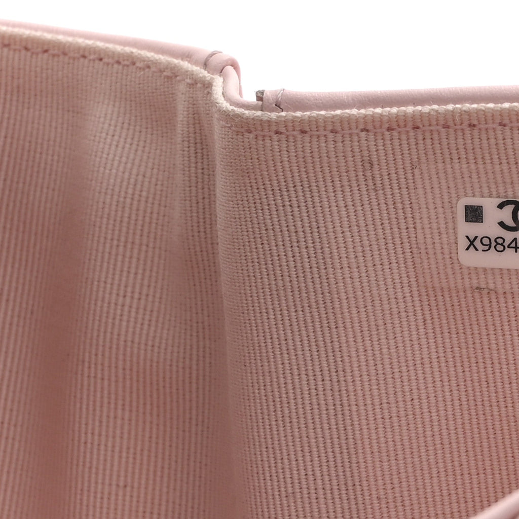 Caviar Quilted Compact Flap Wallet Light Pink Light Pink
