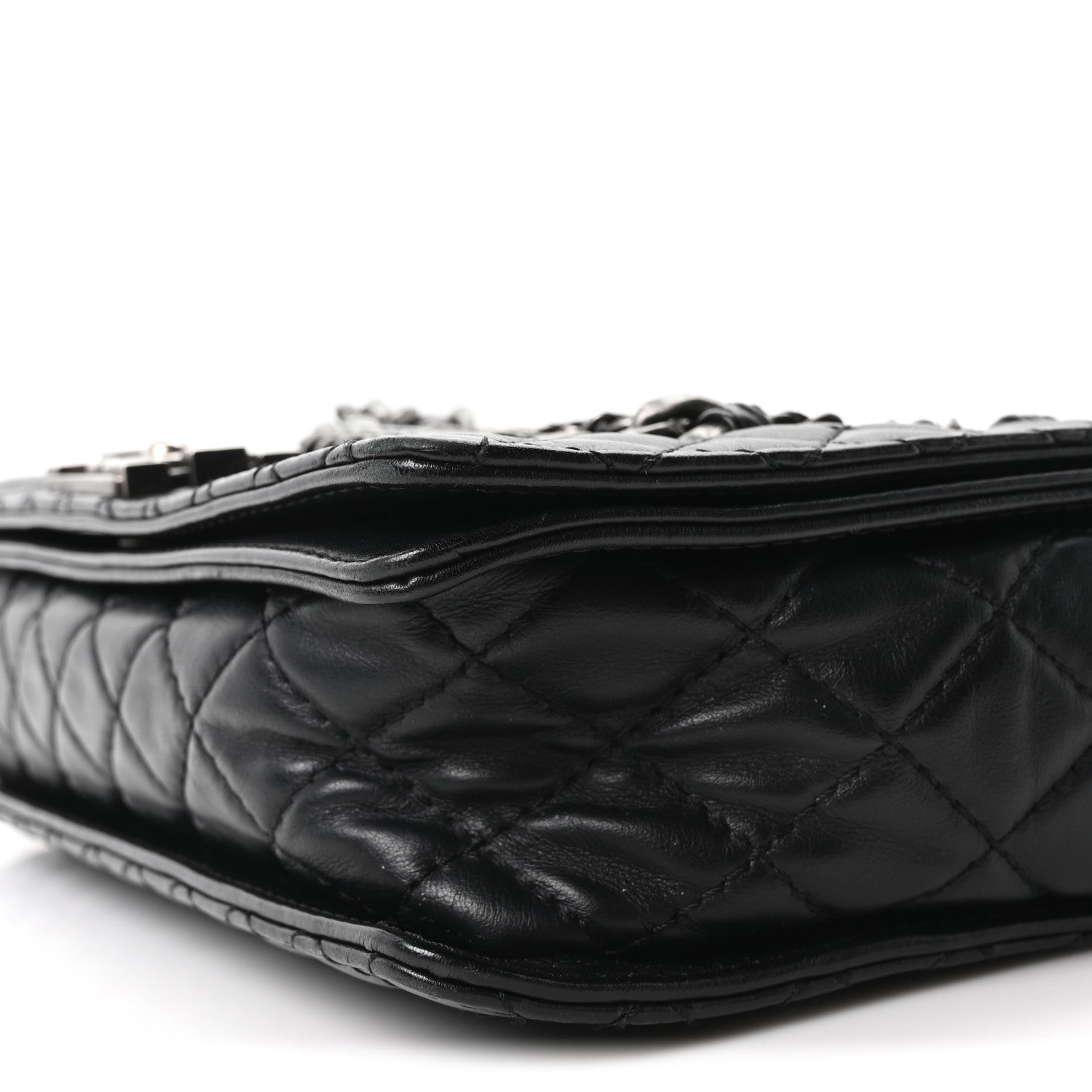 Calfskin Enchained New Medium Boy Flap Black