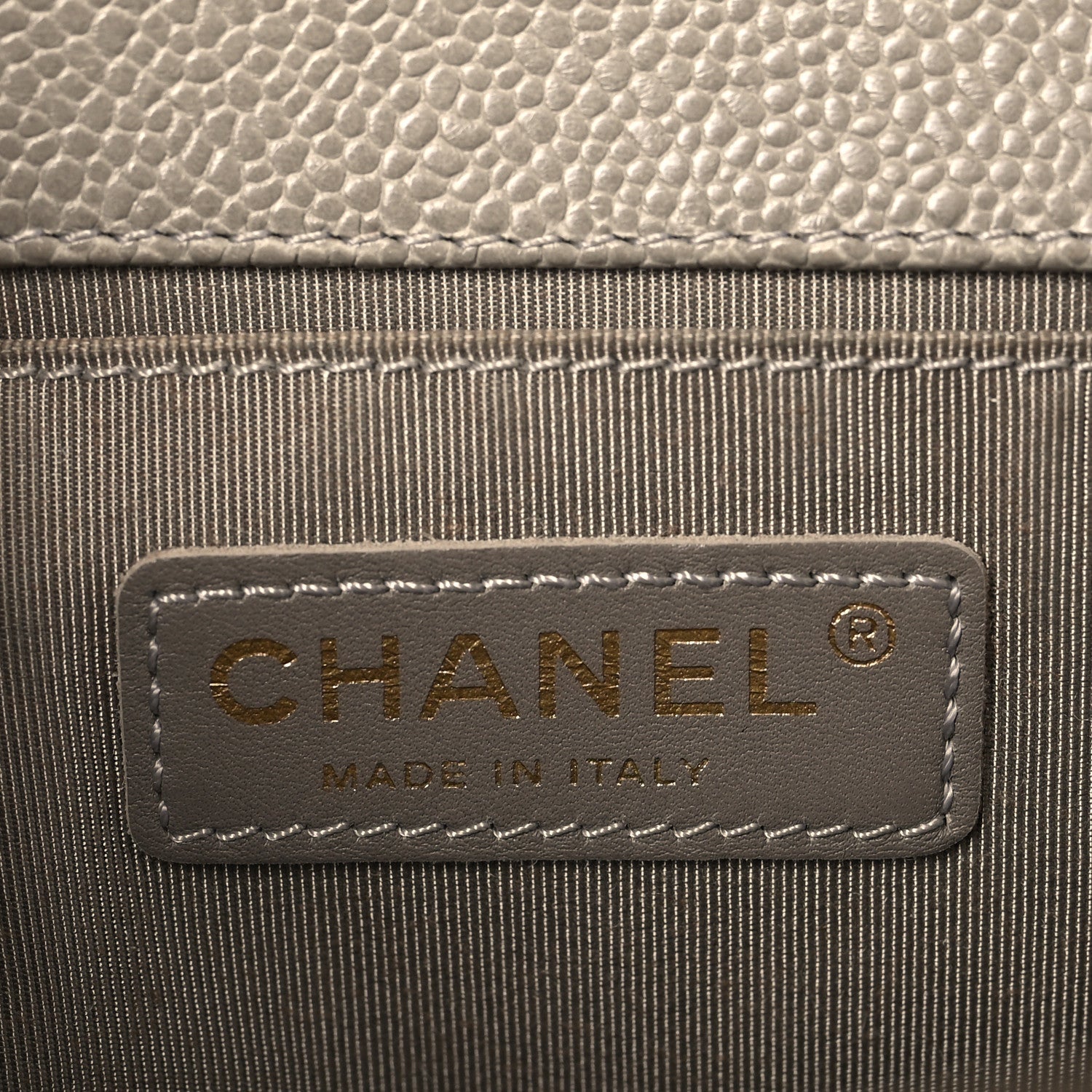 Caviar Quilted Medium Boy Flap Grey