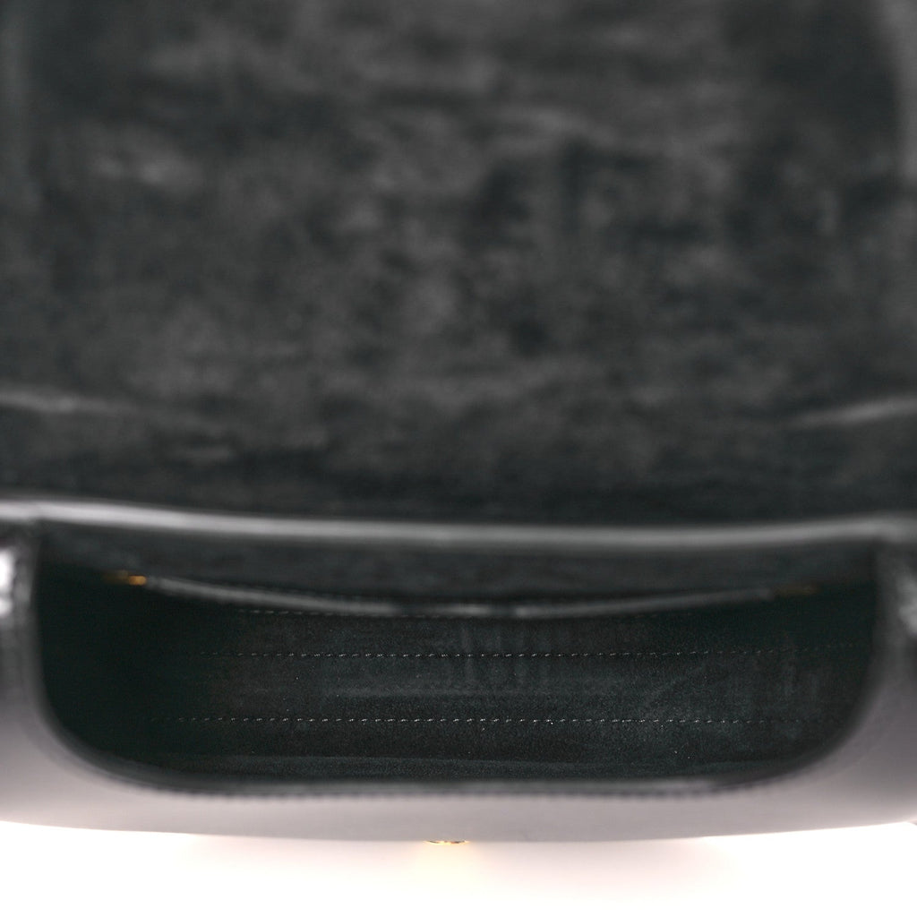 Box Calfskin Small Bobby Flap Black