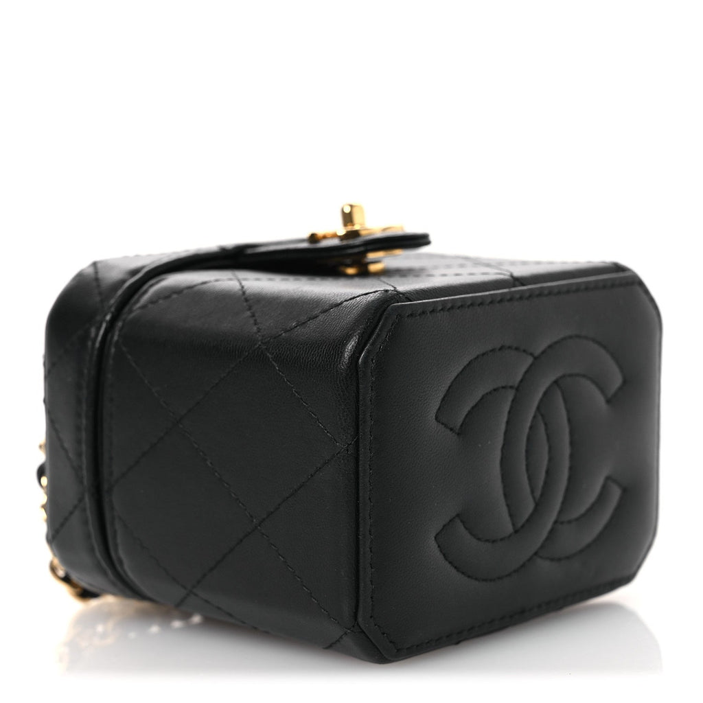 Lambskin Quilted Vanity Clutch With Chain Black