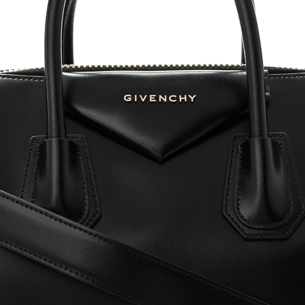 Shiny Lord Calfskin Medium Antigona Black
