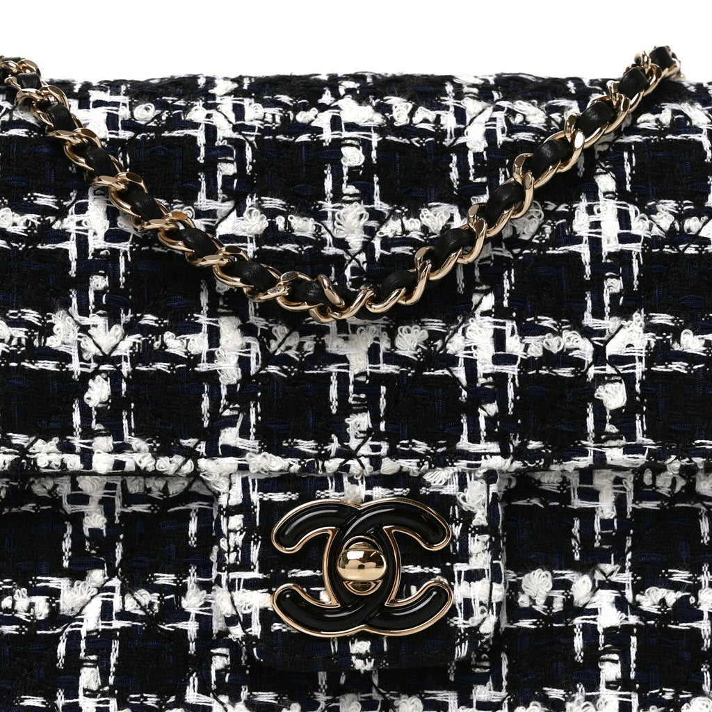 Tweed Resin Quilted Mini Heart Square Flap Navy White Black