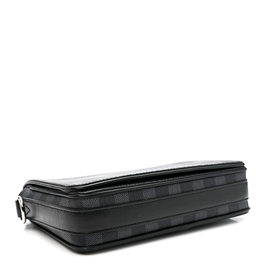 Damier Graphite 3D Studio Messenger