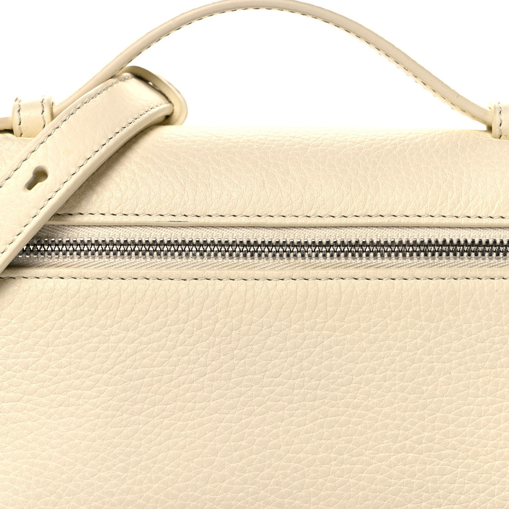 Tender Calfskin L19 Extra Pocket Pouch Whisper White