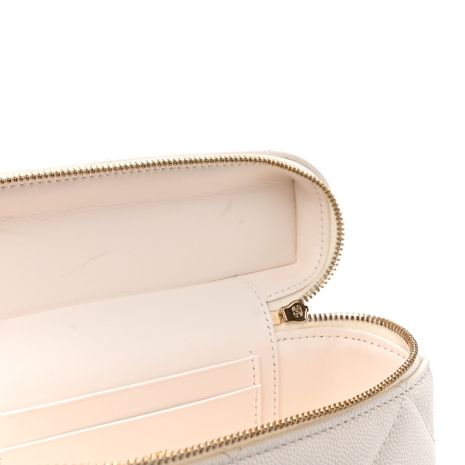 Caviar Quilted Top Handle Slim Vanity With Chain White