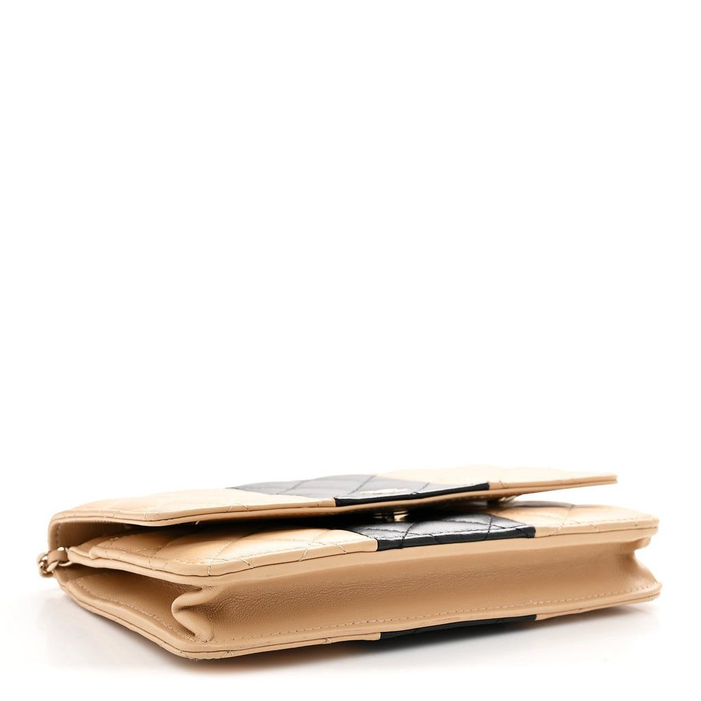 Lambskin Quilted Wallet On Chain WOC Beige Black