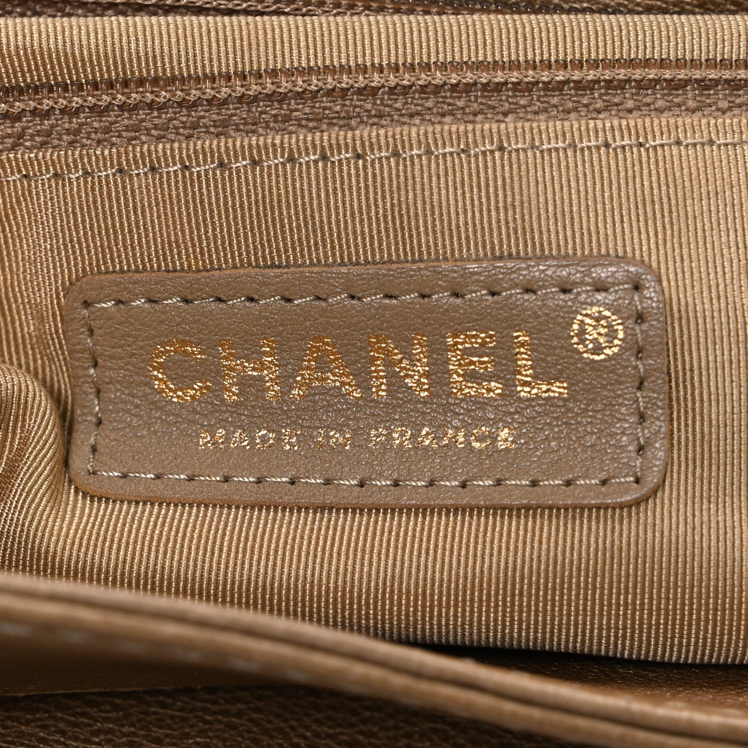 Metallic Calfskin Quilted Trianon Small Messenger Flap Gold