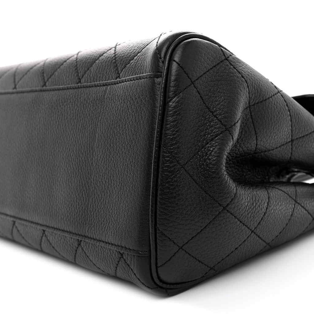 Grained Calfskin Stitched Urban Essentials Large Shopping Bag Black