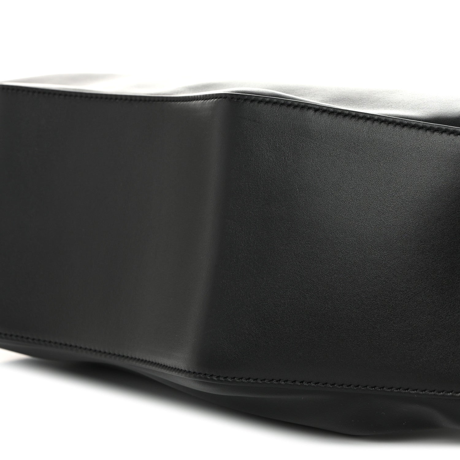 Calfskin The Manta Bag Black