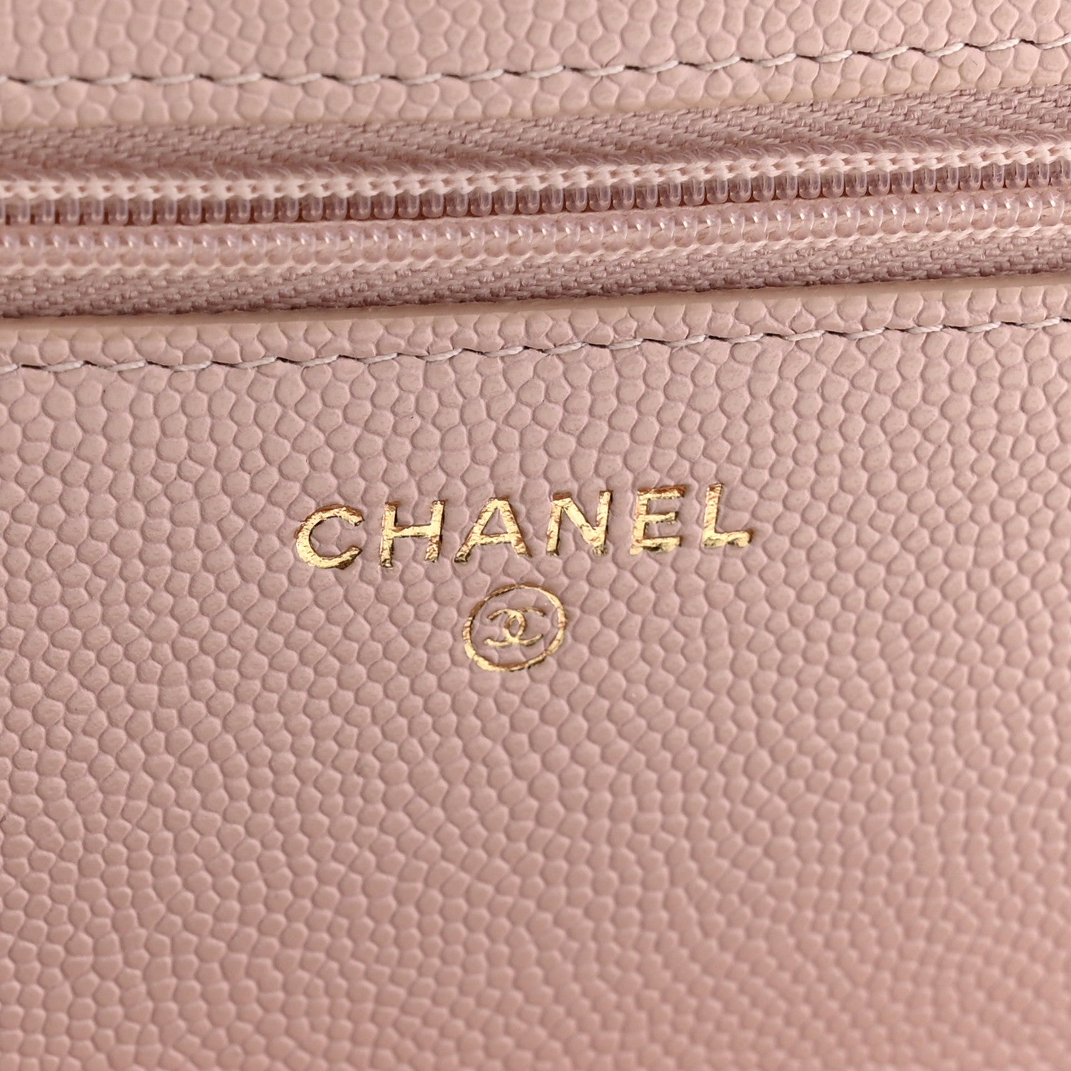 Caviar Quilted Crystal Enamel CC Wallet On Chain WOC Light Pink