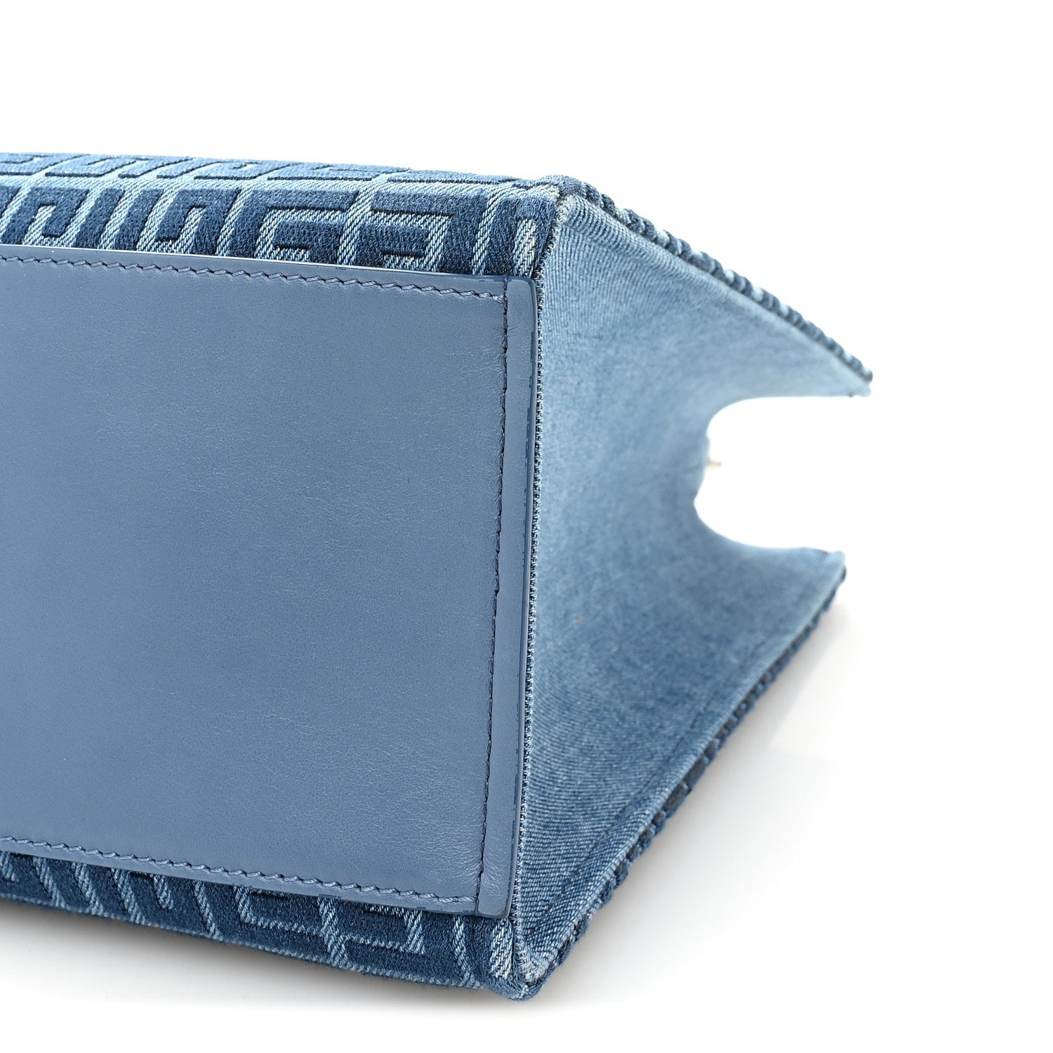 Denim 4G Medium Chain Tote Blue