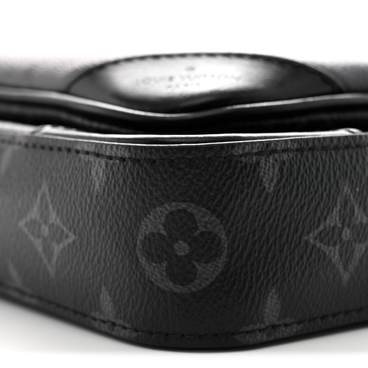 Reverse Monogram Eclipse Trio Messenger