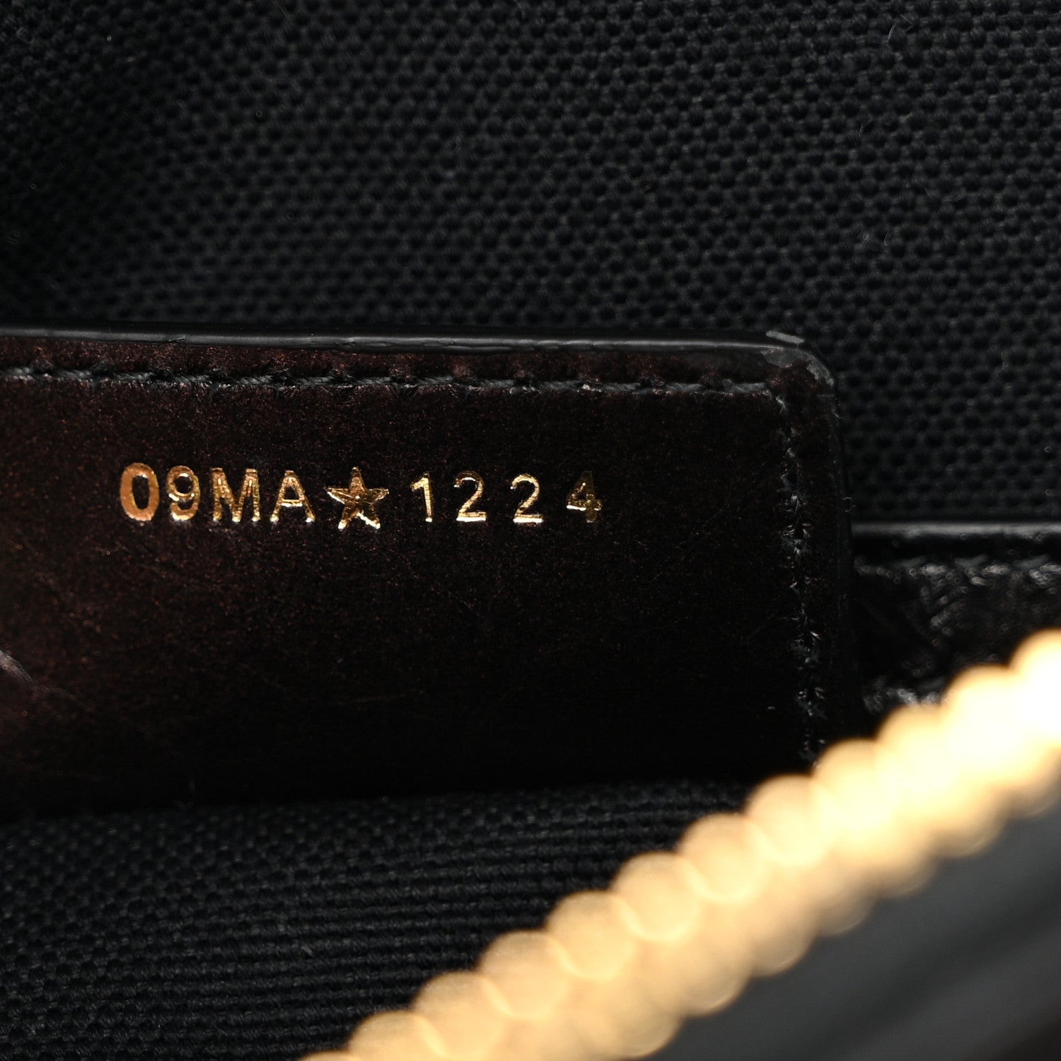 Crinkled Calfskin Macrocannage Small D-Journey Bag Black