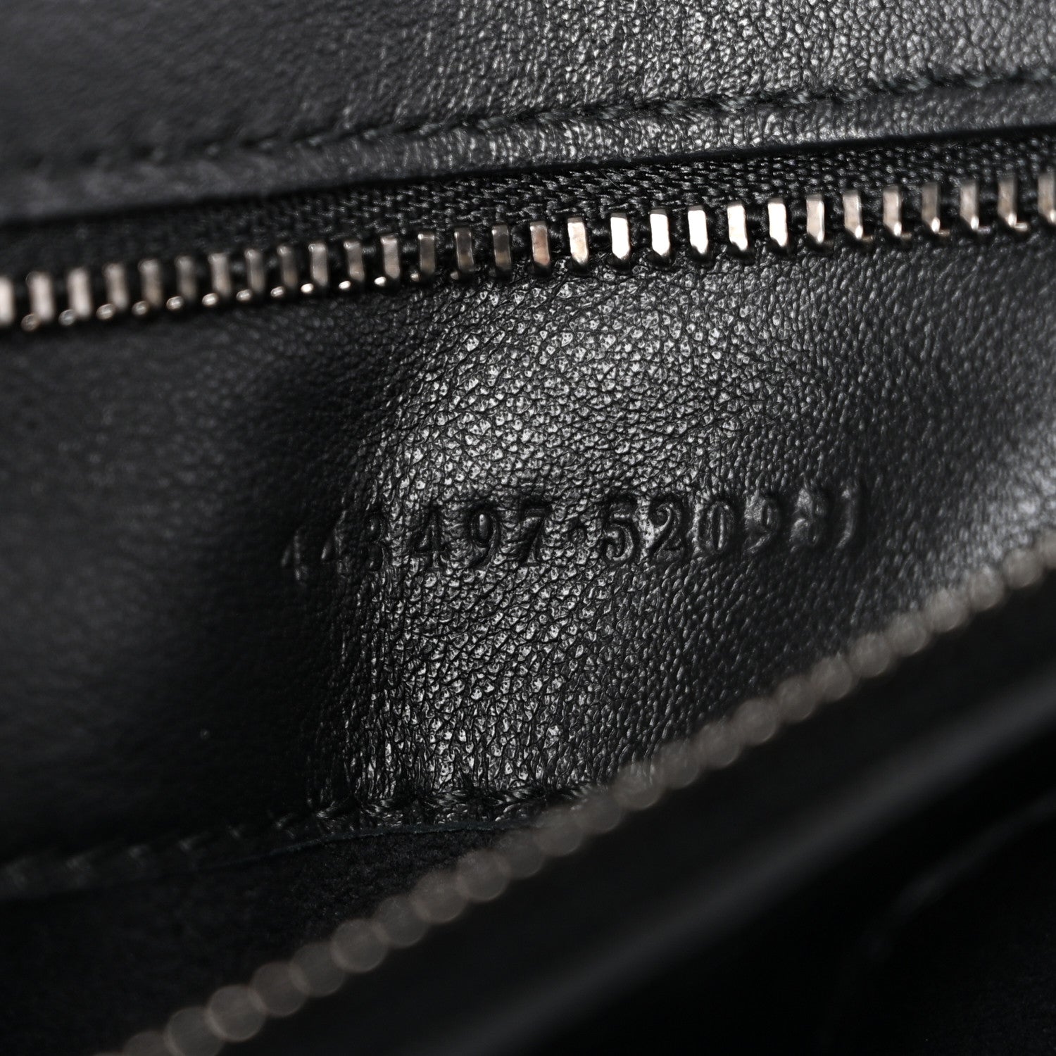 Patent Calfskin Matelasse Monochrome Small GG Marmont Shoulder Bag Black