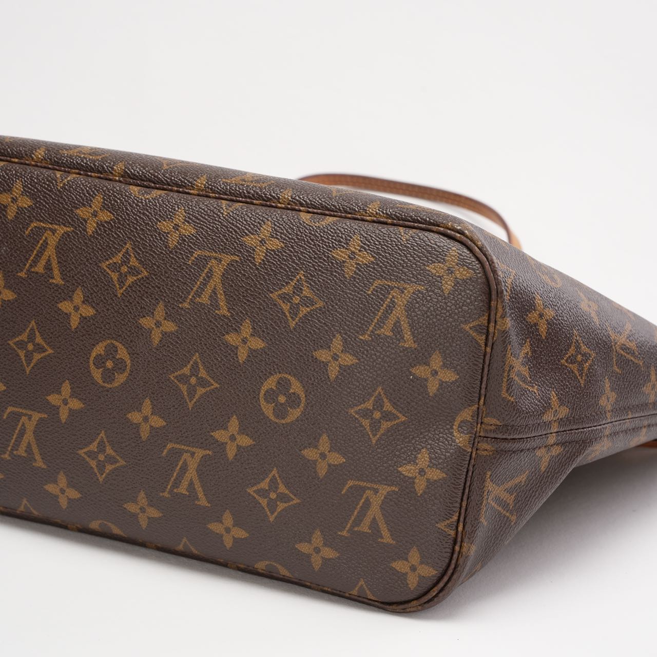 Louis Vuitton Monogram Neverfull MM Tote Bag 2014