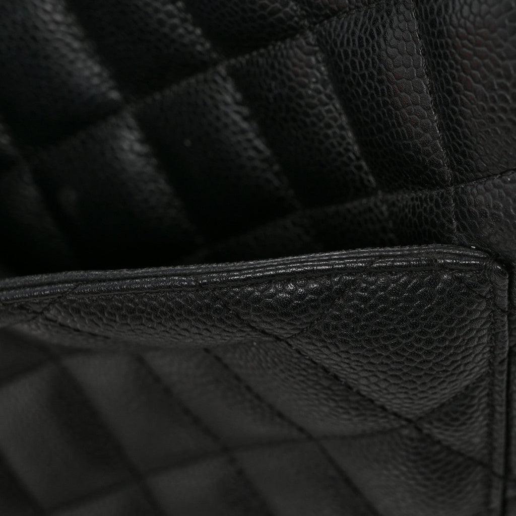 Caviar Quilted Grand Shopping Tote GST Black