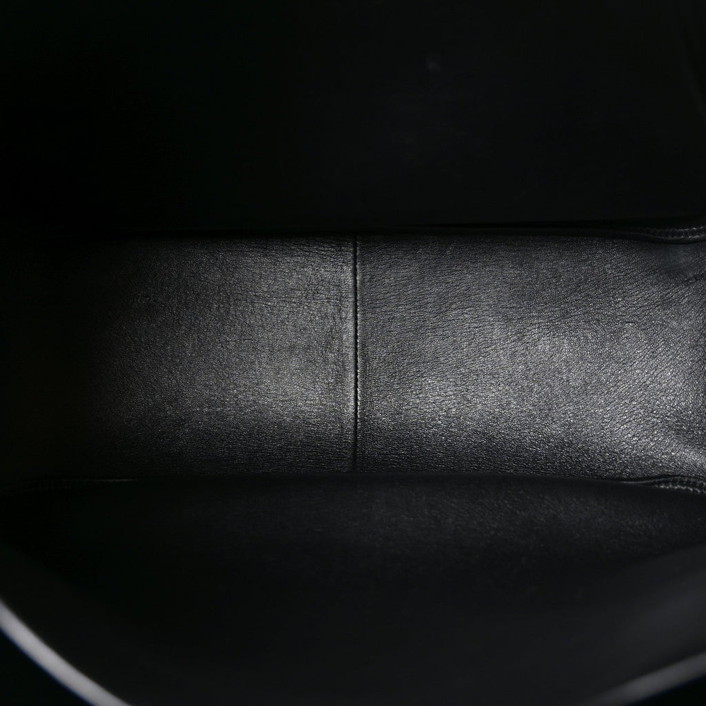 Vitello Daino Soft Large Dynamique Tote Black