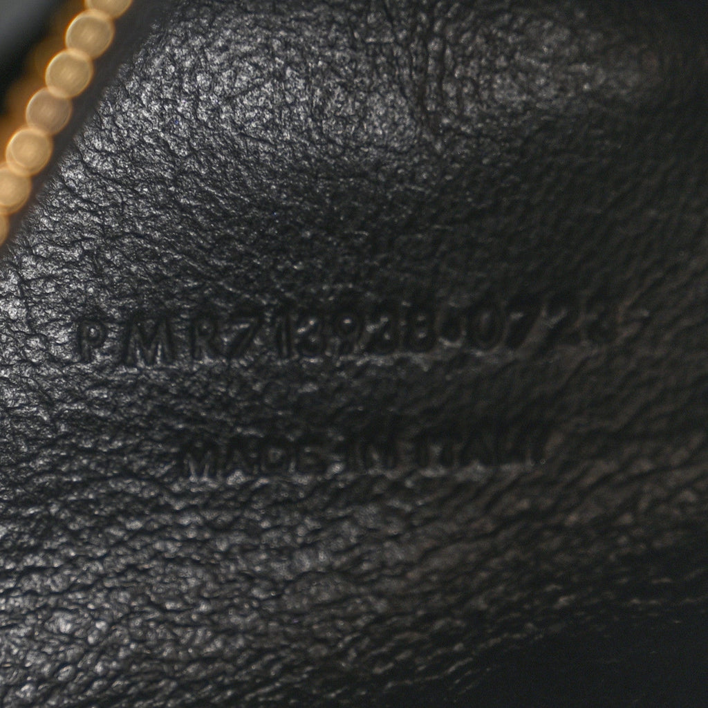 Smooth Calfskin Small Le 5 A 7 Soft Hobo Black