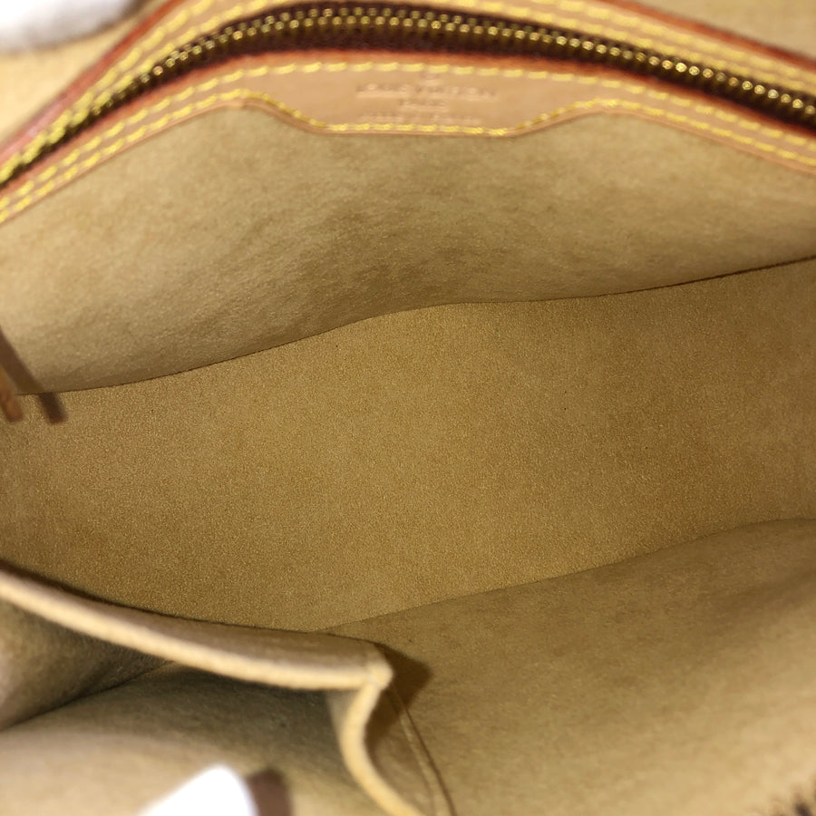 LOUIS VUITTON Monogram Looping MM M51146 Shoulder bag