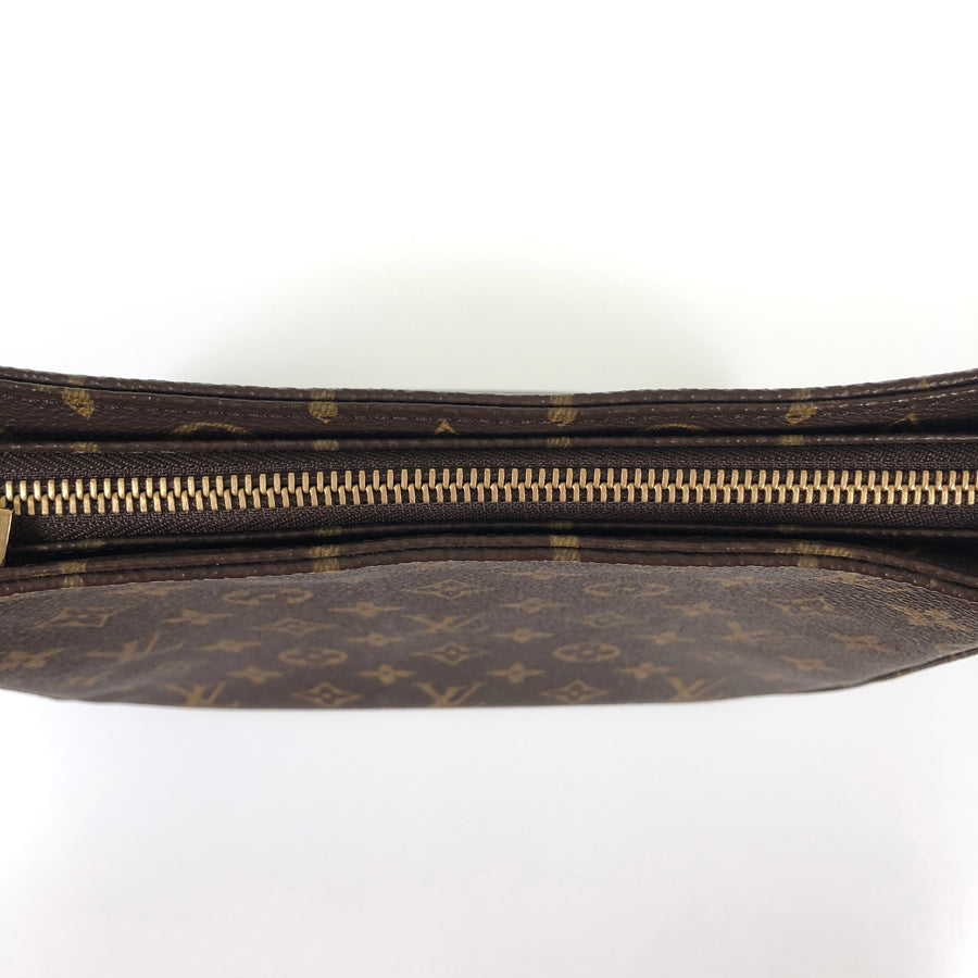 LOUIS VUITTON Monogram Looping MM M51146 Shoulder bag