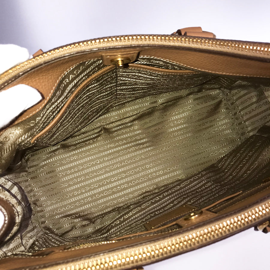 PRADA BN2420 Hand bag