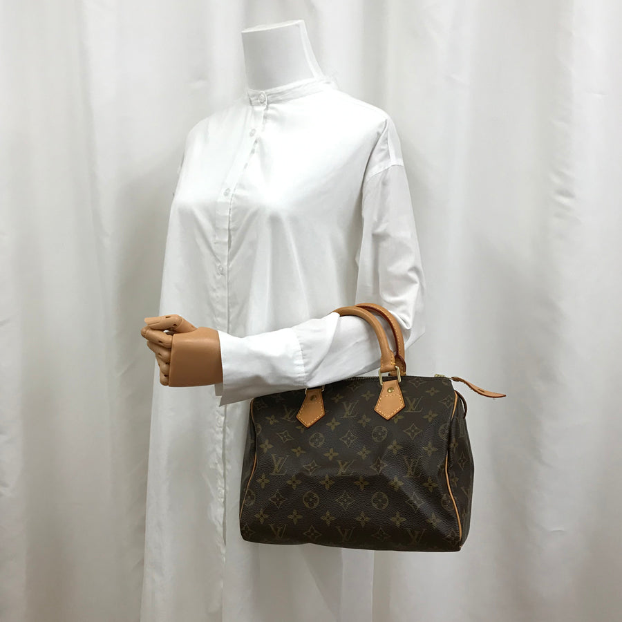 LOUIS VUITTON Monogram Speedy 25 M41109 Hand bag
