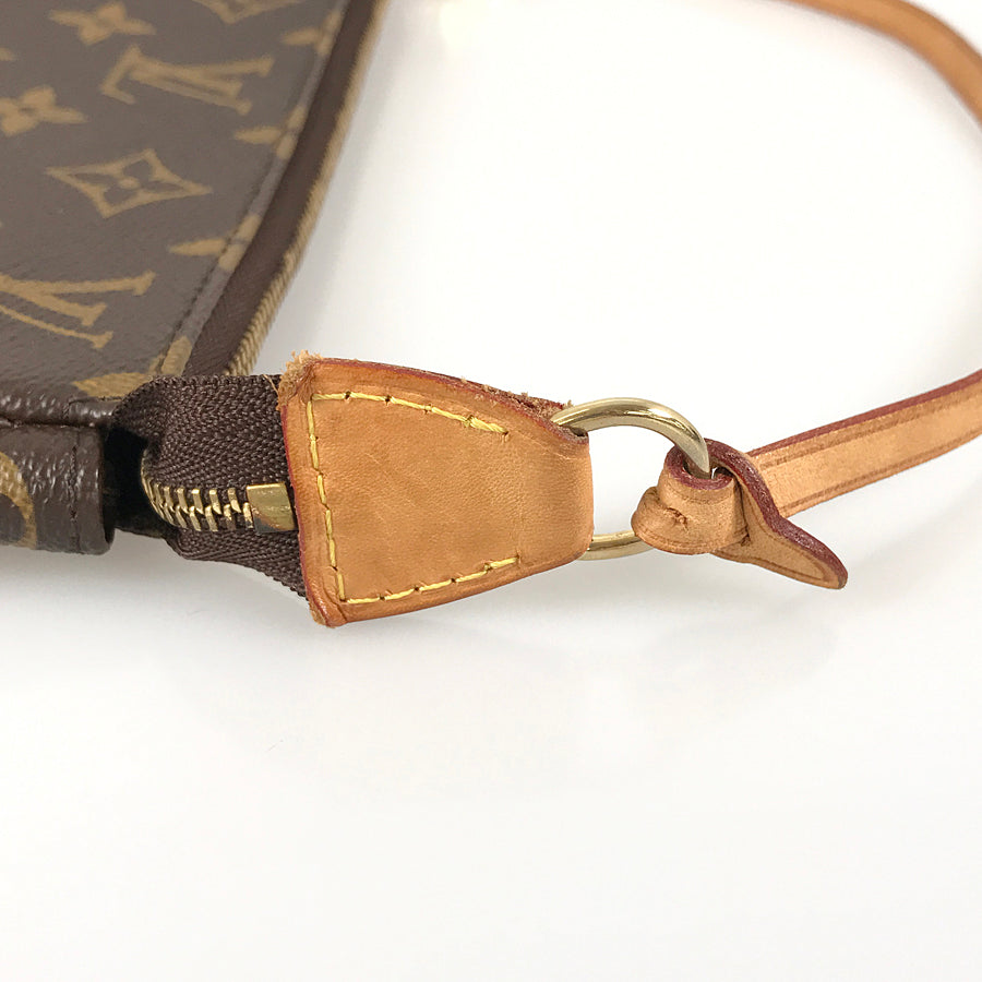 LOUIS VUITTON Monogram Pochette Accessoires M51980 Pouch