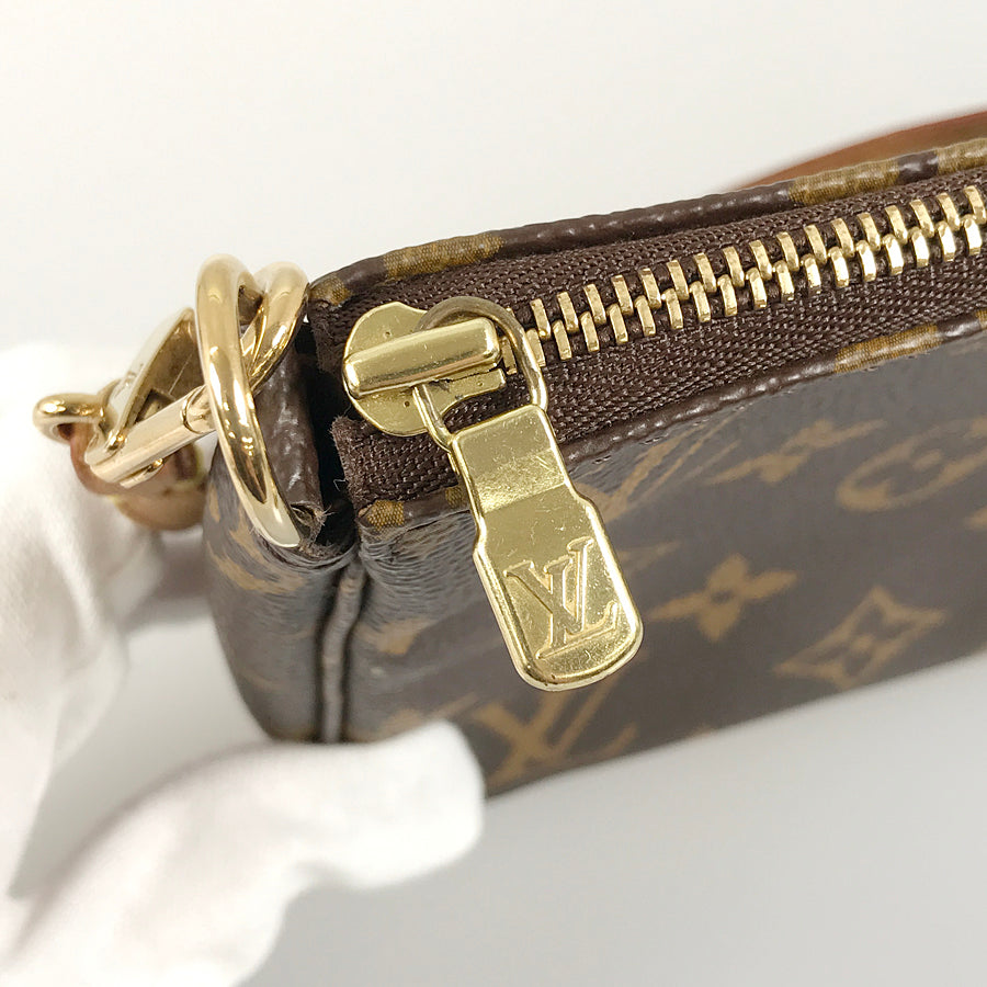 LOUIS VUITTON Monogram Pochette Accessoires M51980 Pouch