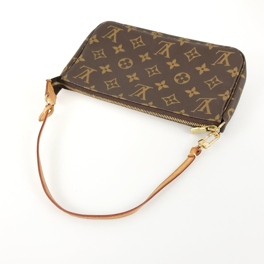 LOUIS VUITTON Monogram Pochette Accessoires M51980 Pouch