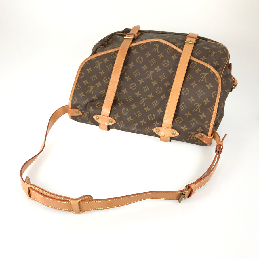 LOUIS VUITTON Monogram Saumur 43 M42252 Shoulder bag