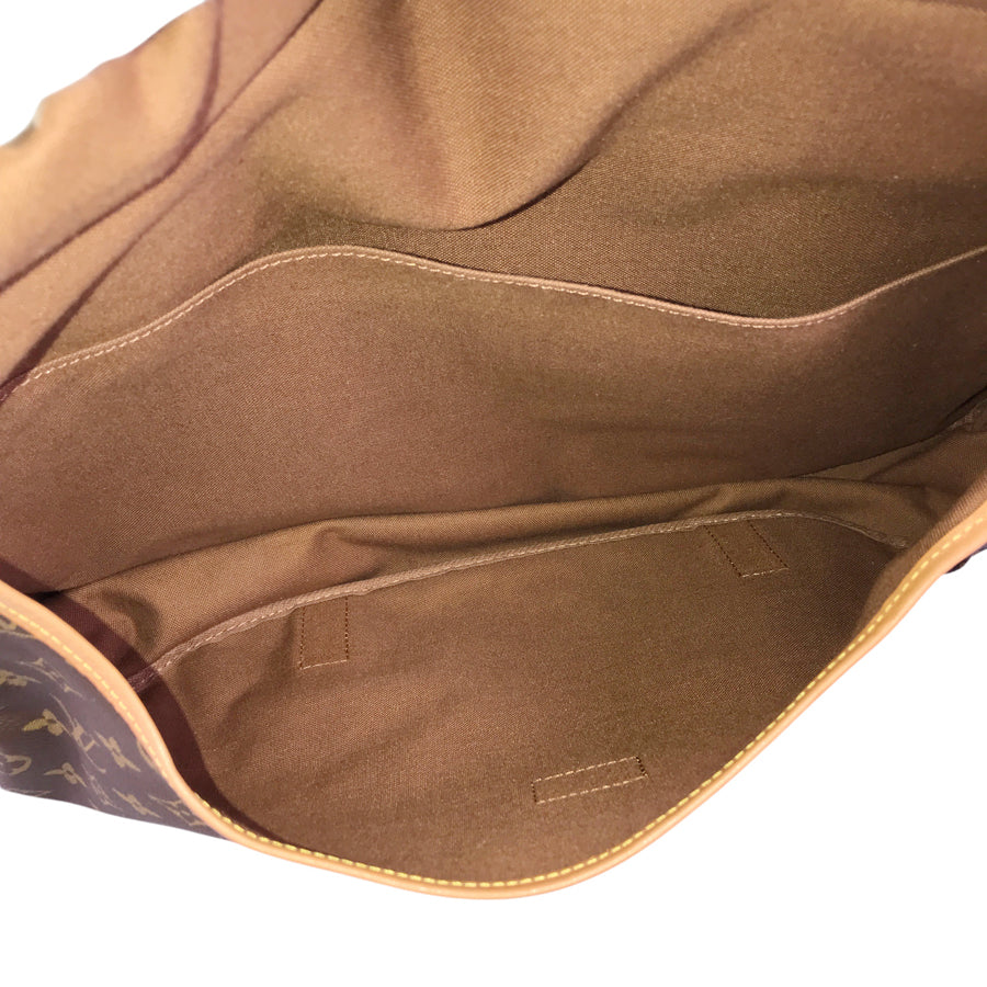 LOUIS VUITTON Monogram Saumur 43 M42252 Shoulder bag