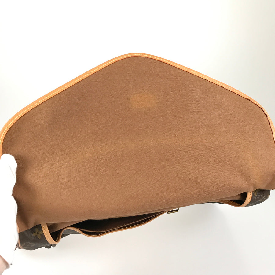 LOUIS VUITTON Monogram Saumur 43 M42252 Shoulder bag